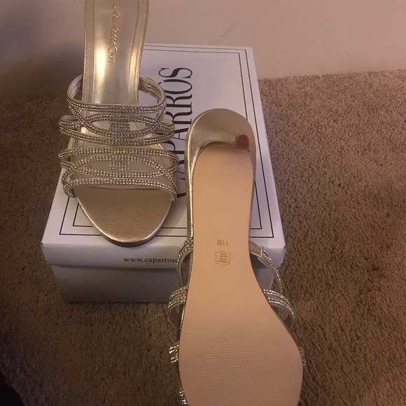 Shoes - Picture 4 of 4